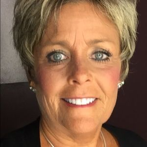 Meet your Posher, Kandi